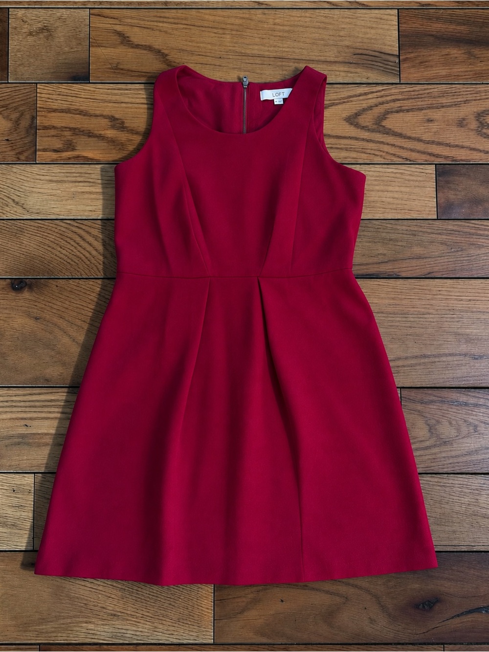 Women’s 8P LOFT Raspberry Red Sleeveless Fit & Flare Pleated Dress